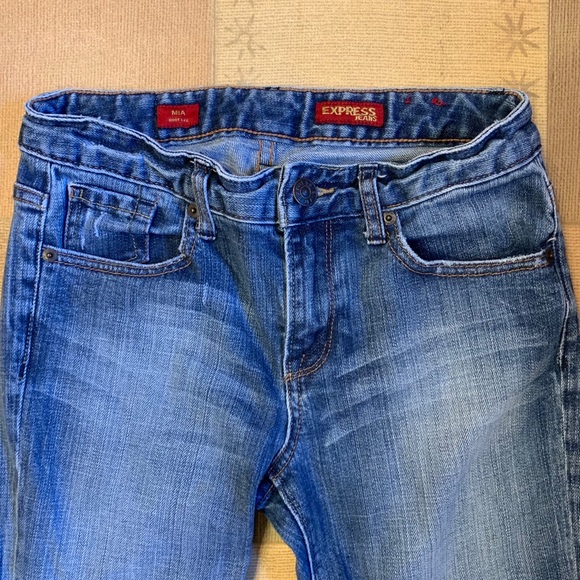 Express Jeans - Picture 2 of 7